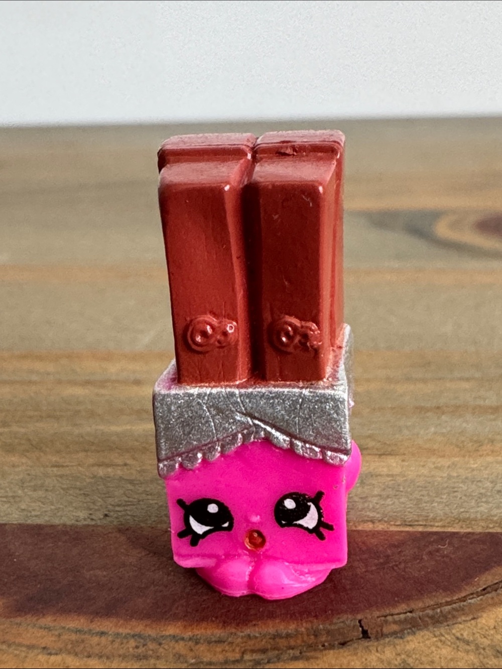 Shopkins | Sweet Treats: Wanda Wafer (3-064) - Mini Collectable Figure